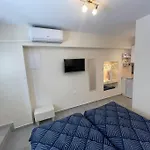 Vatos Studio * Vátos