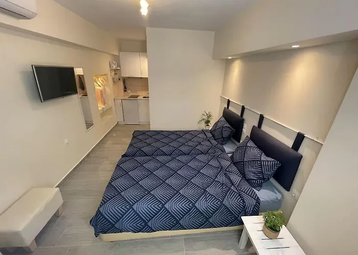 Vatos Studio Apartment *